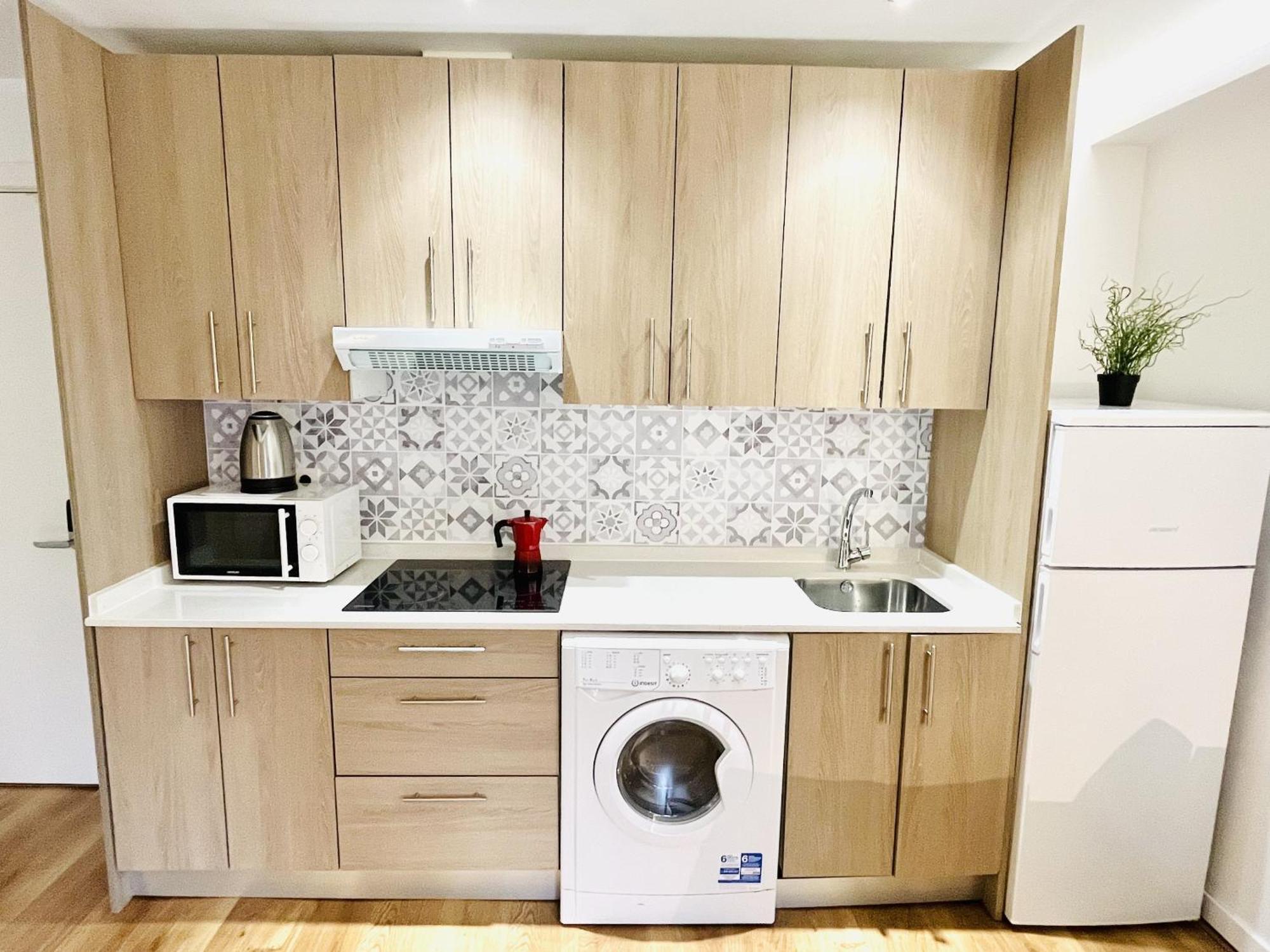 Dplace To Be - Exclusive Apartments In Historic Center Madrid Phòng bức ảnh