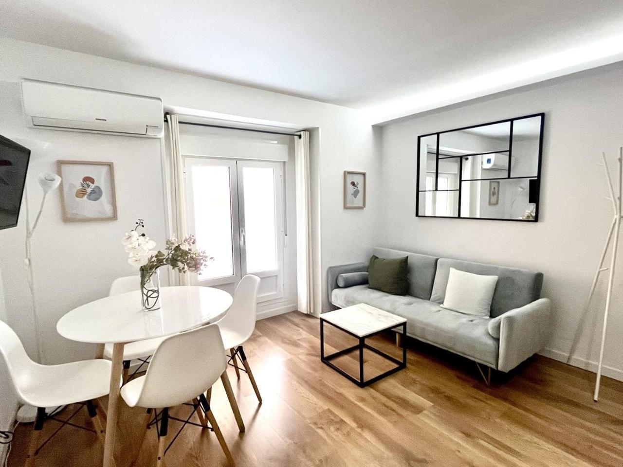 Dplace To Be - Exclusive Apartments In Historic Center Madrid Phòng bức ảnh