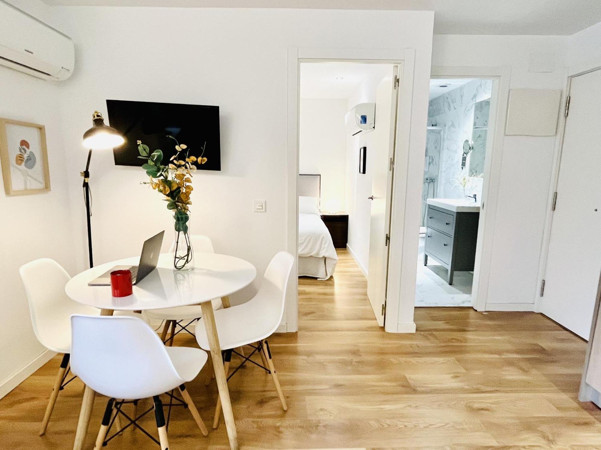 Dplace To Be - Exclusive Apartments In Historic Center Madrid Phòng bức ảnh
